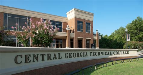 Central georgia tech - Central Georgia Technical College is a unit of the Technical College System of Georgia and serves the needs of Baldwin, Bibb, Crawford, Dooly, Houston, Jones, Monroe, Peach, Pulaski, Putnam, and Twiggs counties in Georgia. The College is a two-year public commuter college serving a diverse student body by offering traditional on-site and …